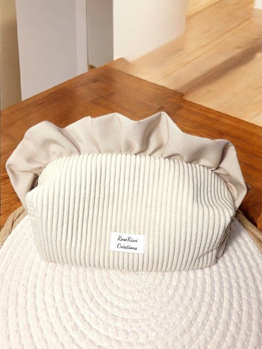 Trousse de toilette en velours côtelé 