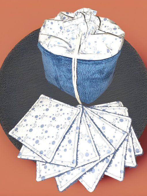 Le panier pochon et ses 8 lingettes démaquillantes "nuit étoilée"