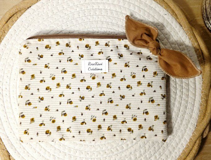 Trousse plate en velours côtelé