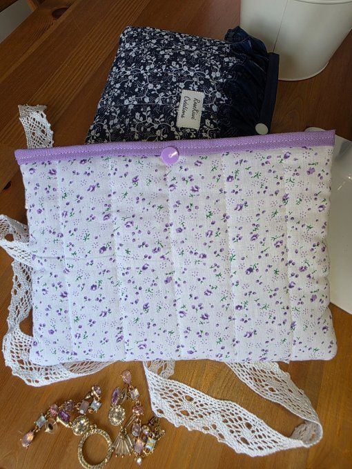 Pochette à livres molletonnée